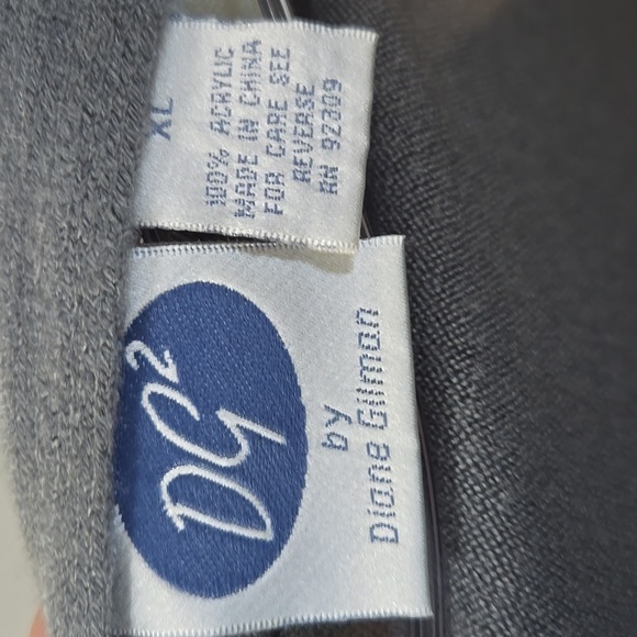 Cardigan extra large it's a bluish Gray - Picture 3 of 3